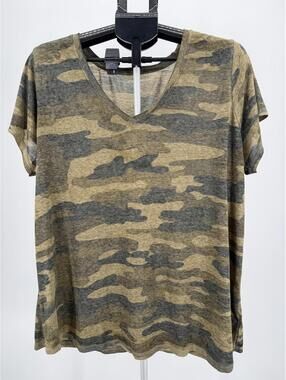 Modern Camouflage Print T-Shirt Casual V-Neck Plus Size 2X